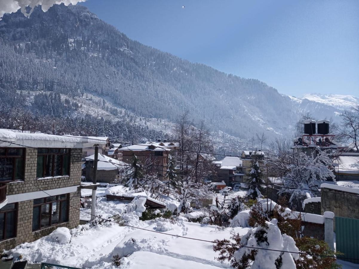 Tourist Hotel 10 Minutes Walking Distance From The Mall Manali  Luaran gambar