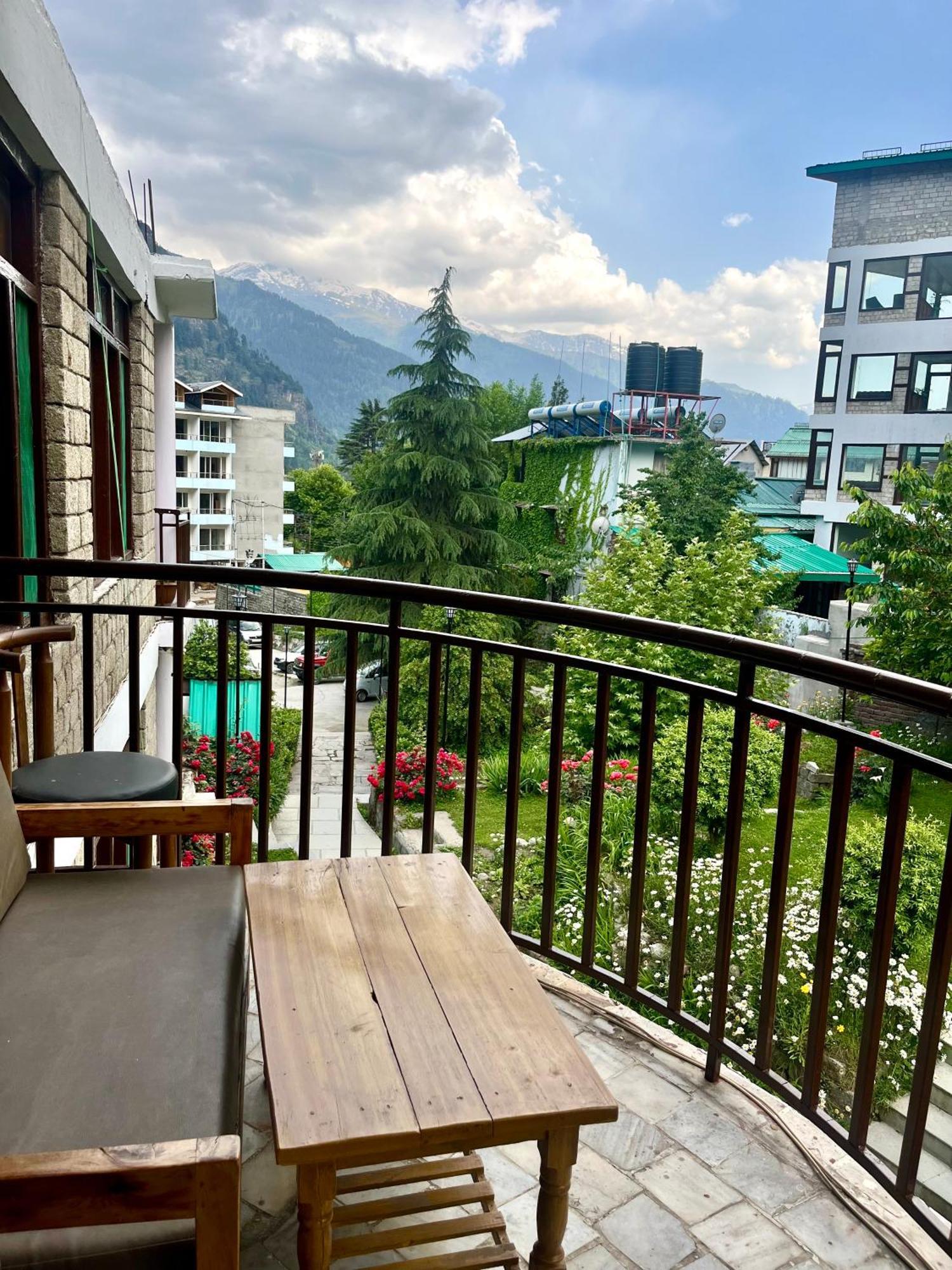 Tourist Hotel 10 Minutes Walking Distance From The Mall Manali  Luaran gambar