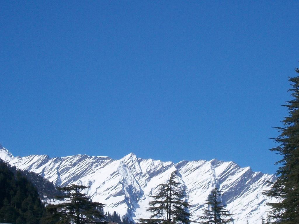 Tourist Hotel 10 Minutes Walking Distance From The Mall Manali  Luaran gambar